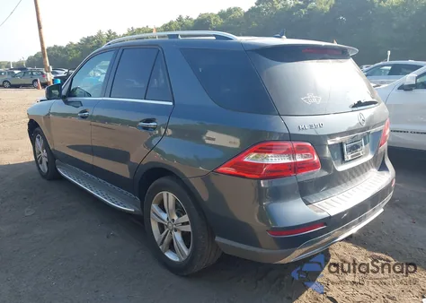 2015 Mercedes-Benz Ml 350 4Matic z USA, uszkodzony, nr VIN 4JGDA5HB1FA593593